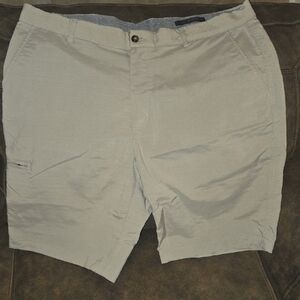 Greg Norman Collection Light Tan Flat Front Shorts Size 38